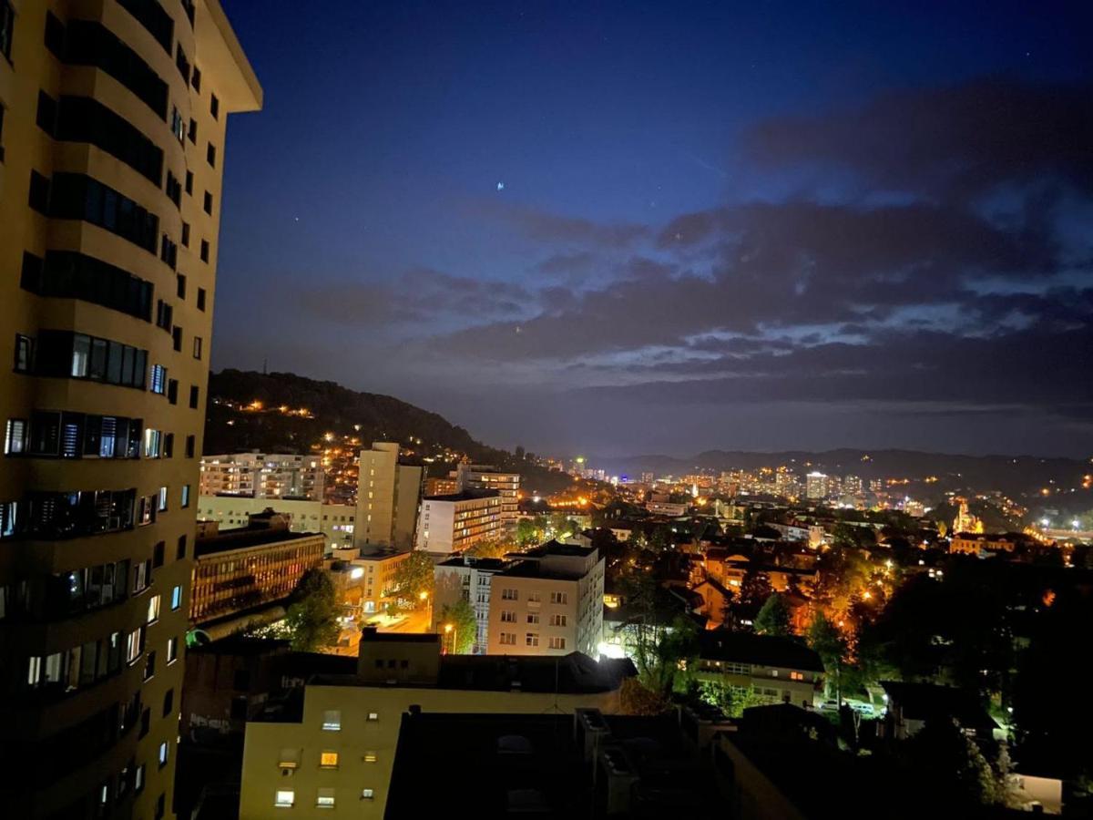 Bright, Modern & Cozy Apartment Tuzla Luaran gambar
