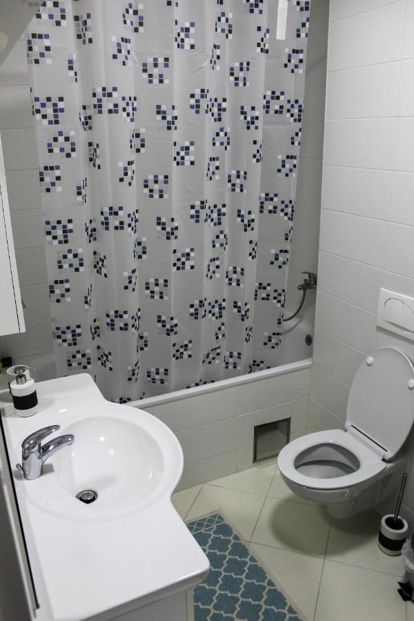 Bright, Modern & Cozy Apartment Tuzla Luaran gambar